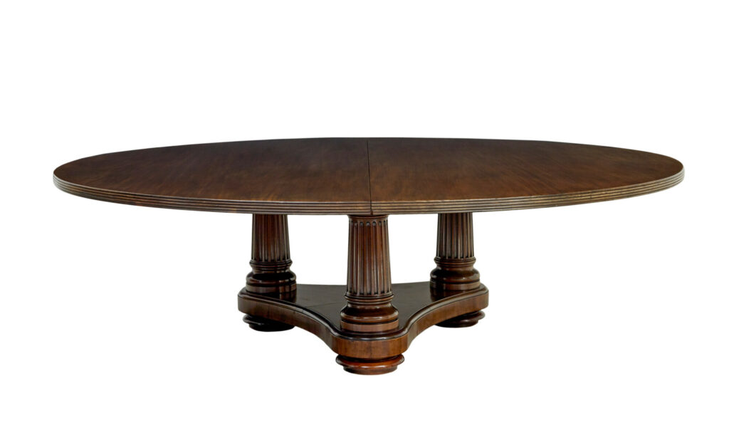 Mid 19th Century Victorian Dining Table of Grand Proportions — image 4